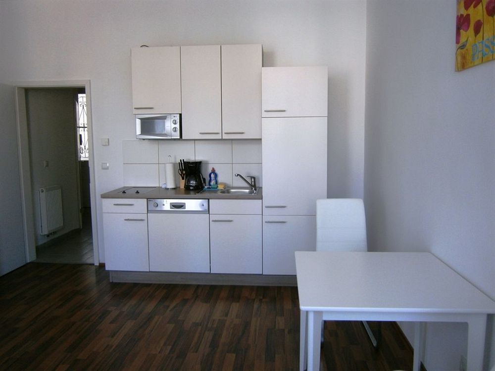 Troststrasse Apartment *